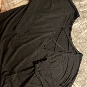 Women’s open back work out top